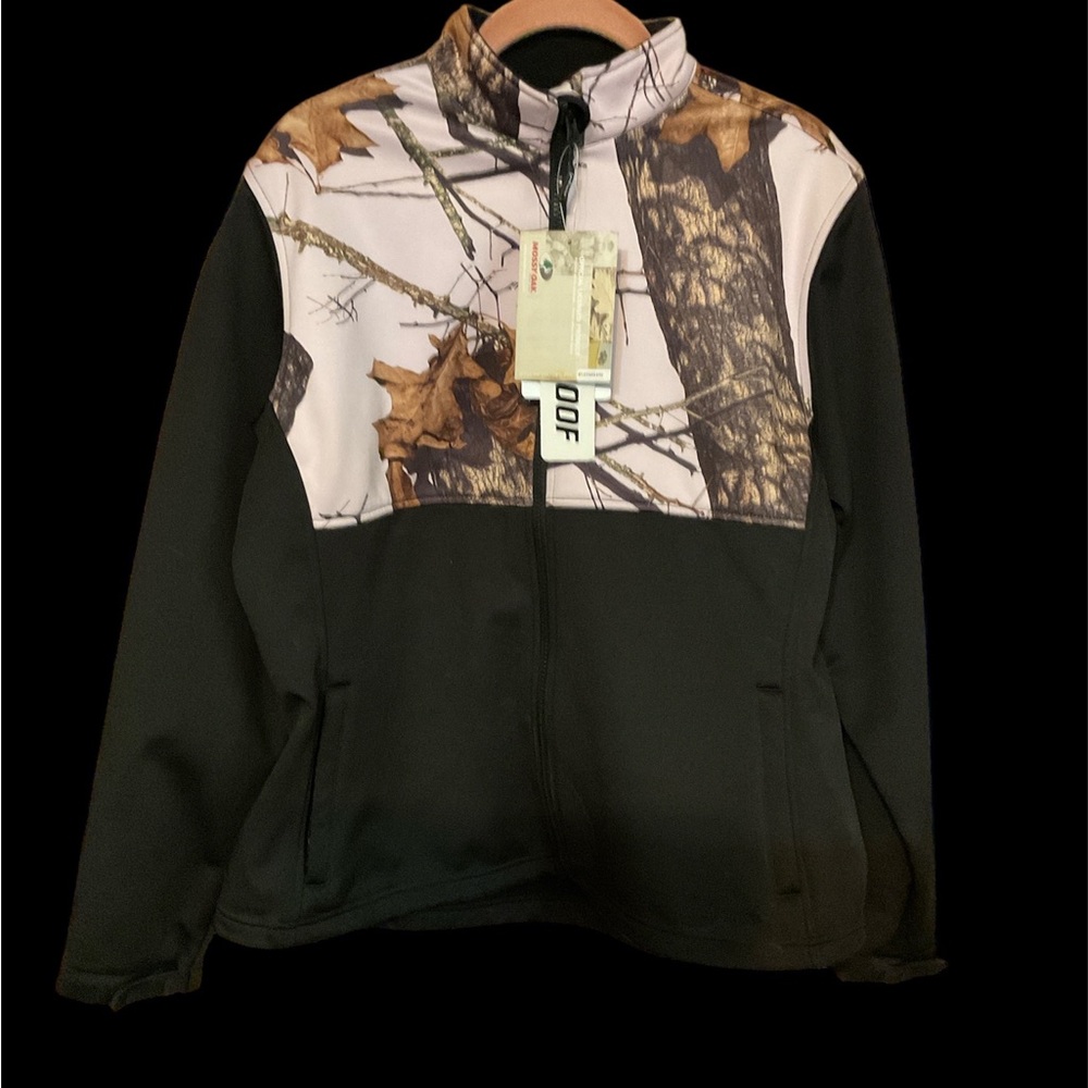 Mossey oak jacket NWT